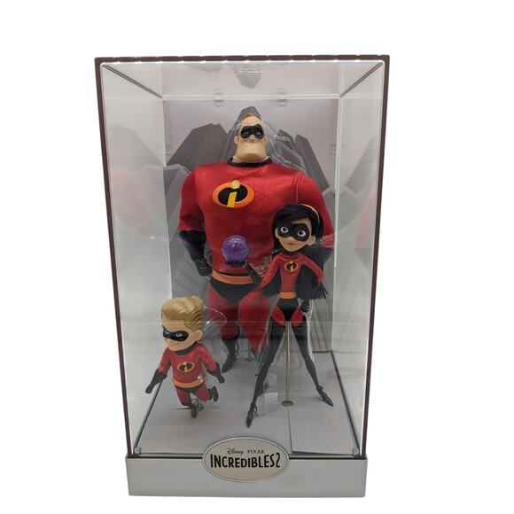 Mr. Incredible, Violet, and Dash Doll Set - Disney Designer Collection PIXAR - Picture 9 of 12